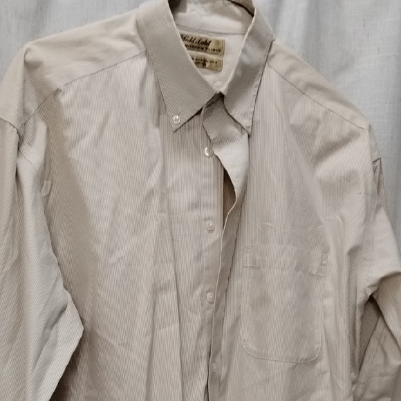 Roundtree & Yorke Tan Casual Button Down Shirt Men's 100 Cotton Striped Button D - Picture 8 of 10